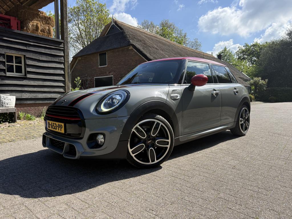MINI Mini 1.5 Cooper Chili.JCW pakket! Facelift !,Leer,Pano,, Auto's, Mini, Voorwielaandrijving, 136 pk, Gebruikt, 49 €/maand