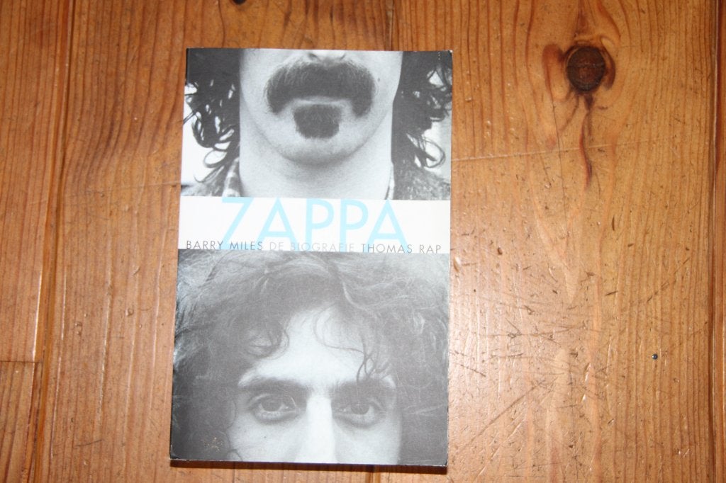 FRANK ZAPPA biografie, Ophalen of Verzenden, Zo goed als nieuw, Artiest