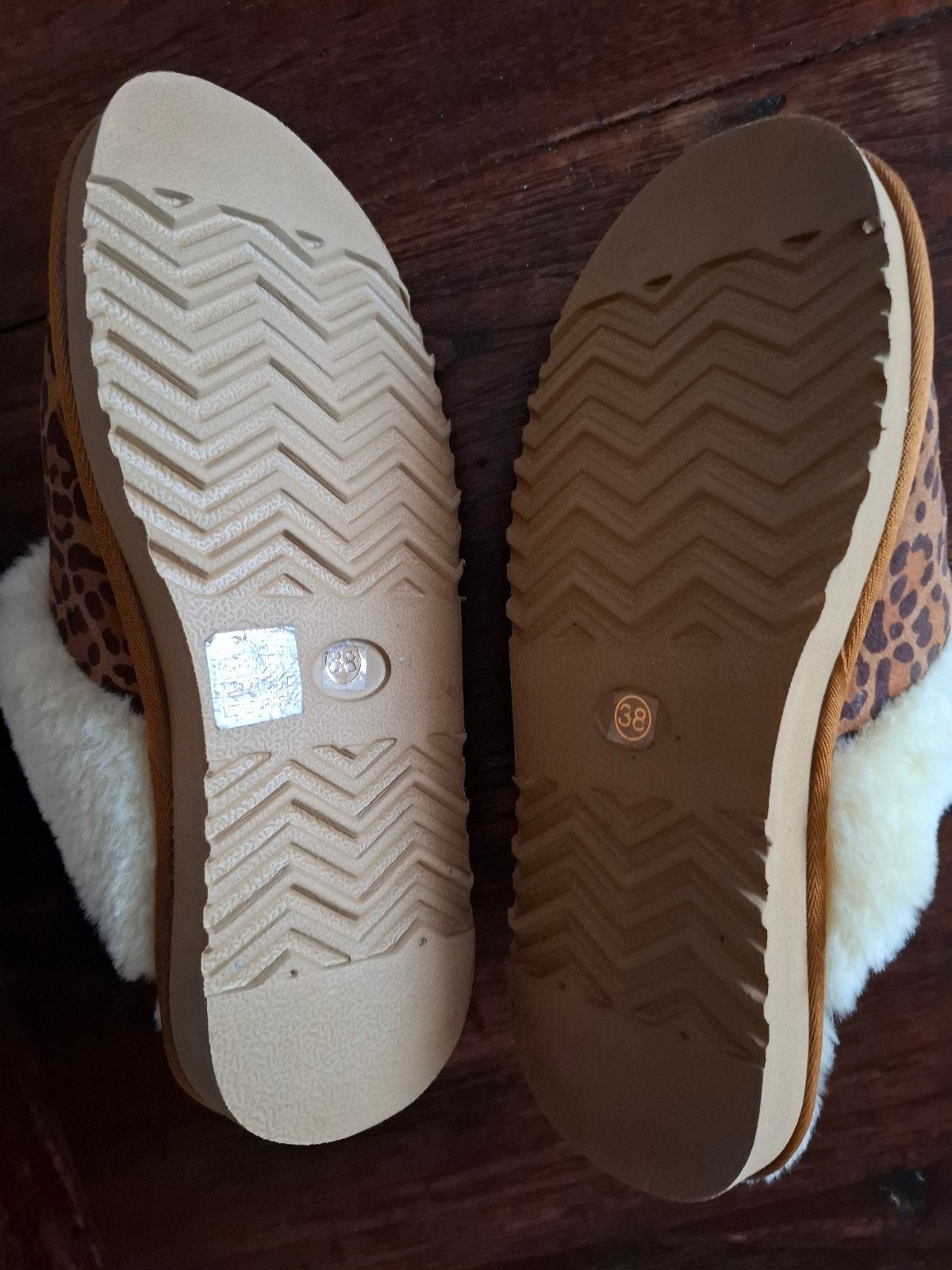 sloffen maat 38, Kleding | Dames, Ophalen, Zo goed als nieuw, Pantoffels of Sloffen