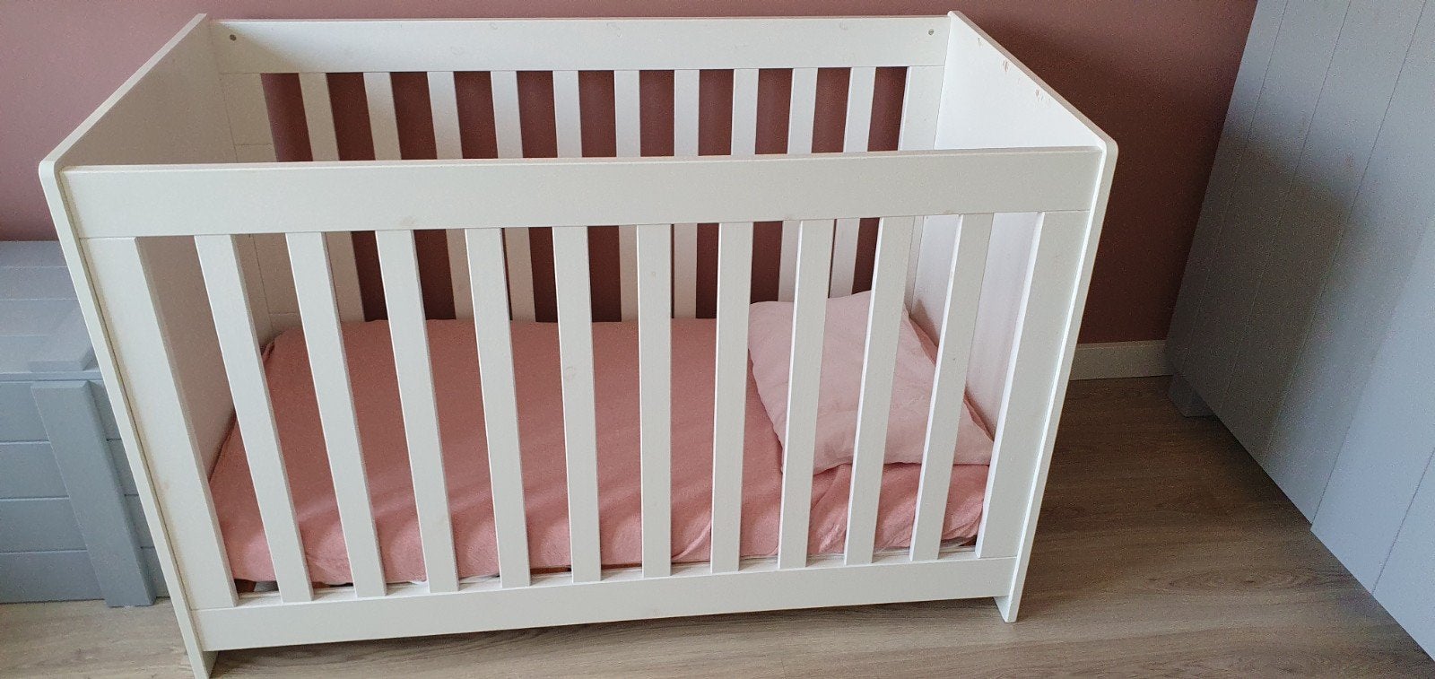 Stevig houten ledikant - Woood, Kinderen en Baby's, Ophalen, Gebruikt