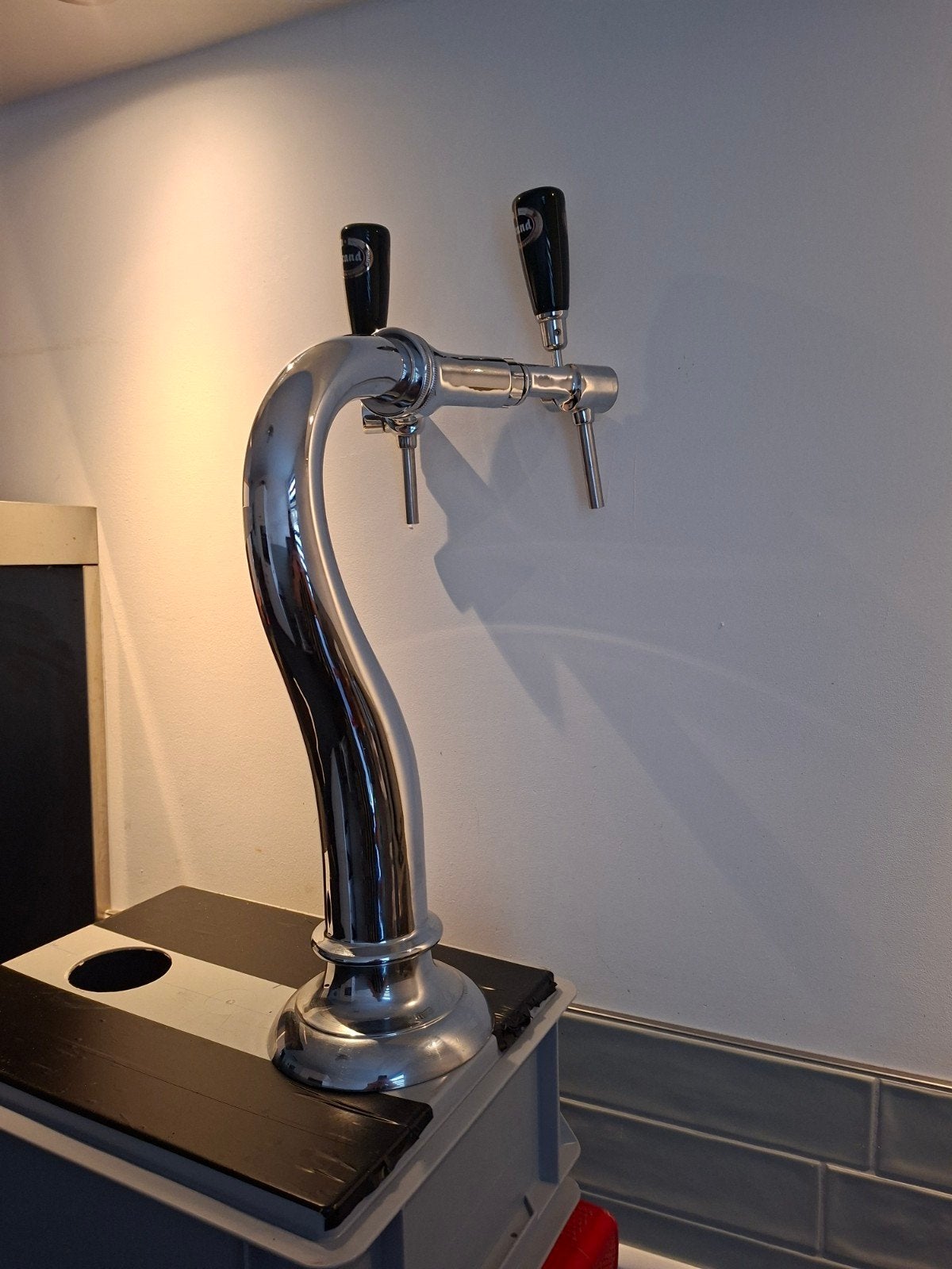 tapzuil biertap bierkraan dubbele ossenhoorn brand bier, Ophalen of Verzenden, Gebruikt, Overige merken
