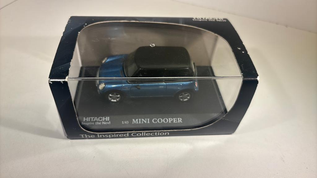 Mini cooper hitachi 1.43, Hobby en Vrije tijd, Modelauto's | 1:43, Overige merken, Auto, Ophalen of Verzenden, A
