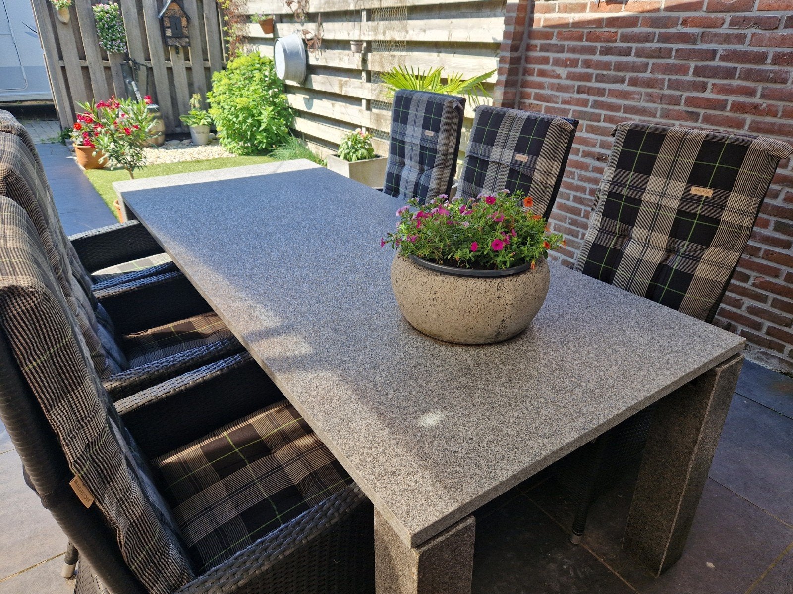 Moderne tuinset met 6 standen stoelen en natuurstenen tafel, Ophalen, Gebruikt, 6 zitplaatsen, Wicker