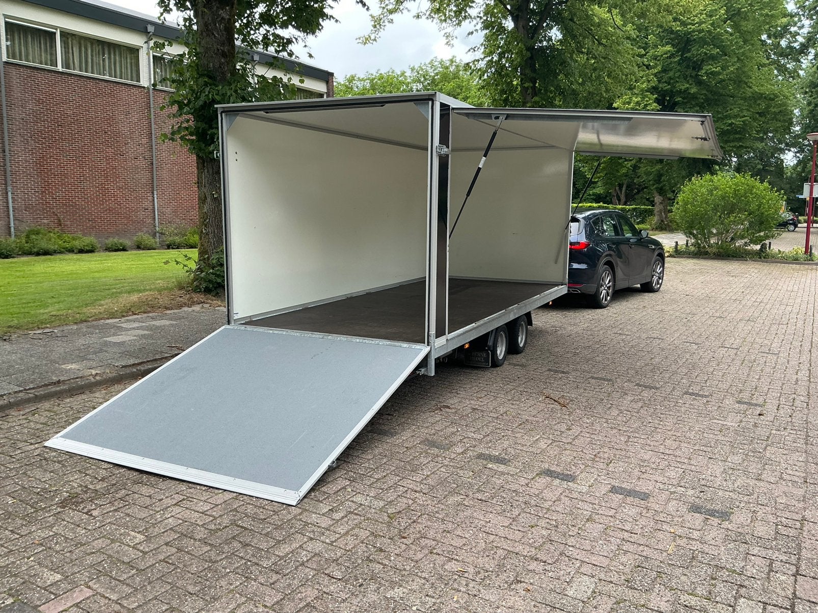 Gesloten aanhanger Nieuwstaat, Ophalen of Verzenden, Zo goed als nieuw