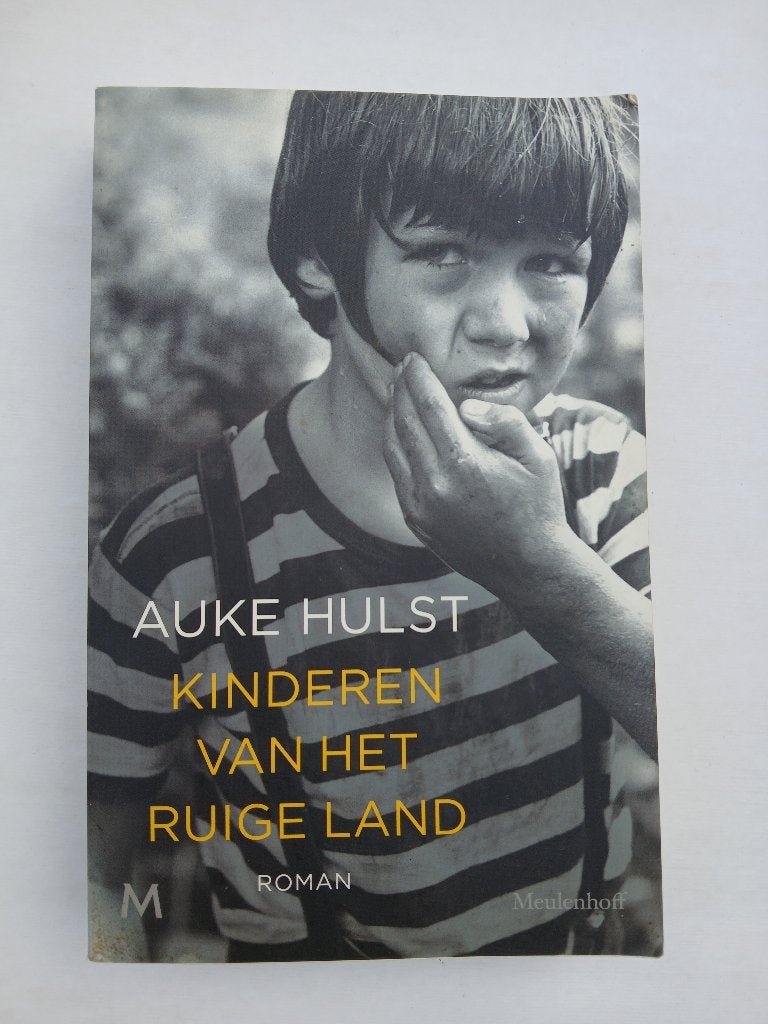 Auke Hulst Kinderen van het ruige land (KLD-40), Ophalen of Verzenden, Zo goed als nieuw