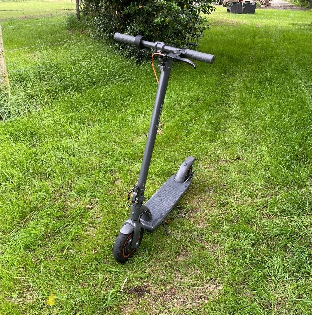 Elektrische step, Ophalen, Zo goed als nieuw, Elektrische step (E-scooter), Navee