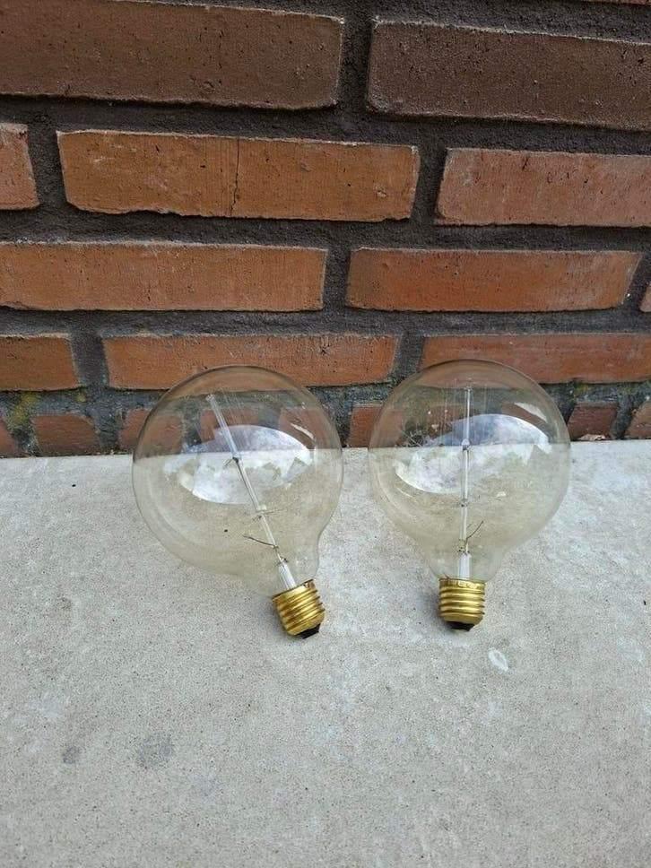2 bollampen, Ophalen, Zo goed als nieuw, Glas
