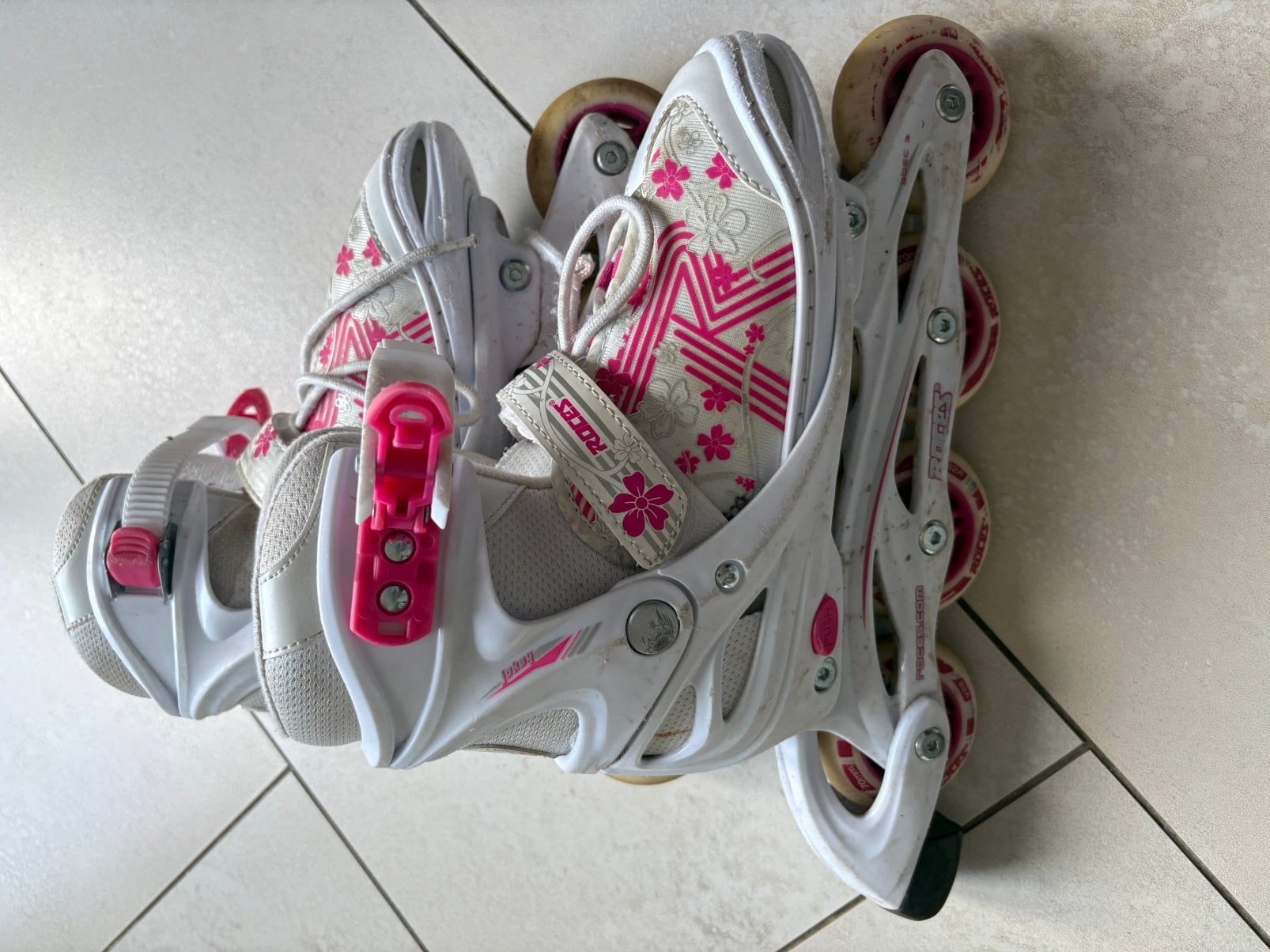Skeelers van het merk Roces., Sport en Fitness, Ophalen, Kinderen, Roces, Inline skates 4 wielen