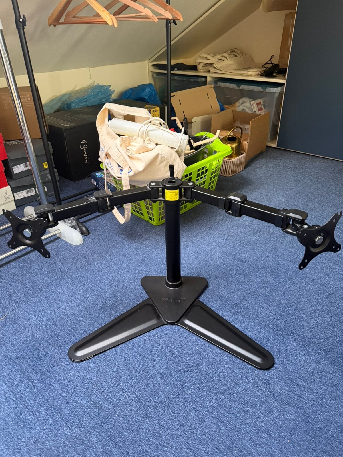 iiyama duo monitor stand, Computers en Software, Laptopstandaarden, In hoogte verstelbaar, Ophalen of Verzenden, Zo goed als nieuw
