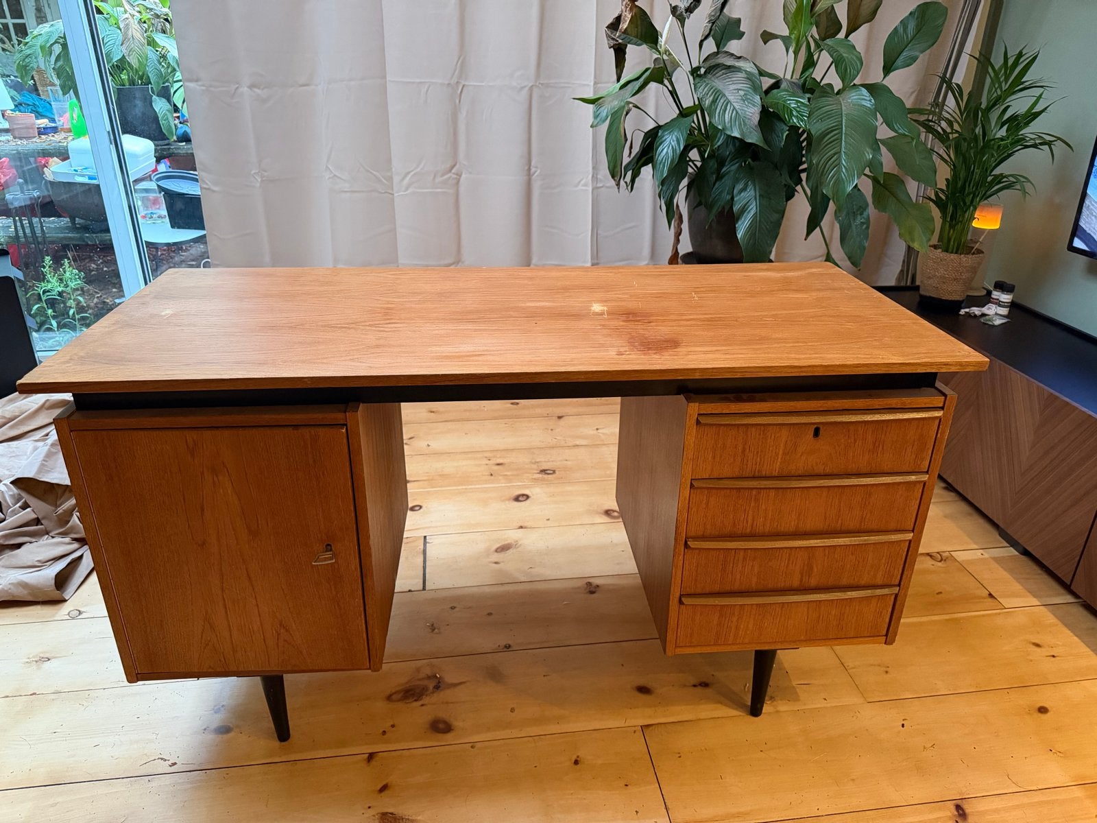 Vintage Teak Bureau met Lades en Kast - Jaren '60 Stijl, Huis en Inrichting, Bureaus, Ophalen, Overige typen, Gebruikt, Overige merken