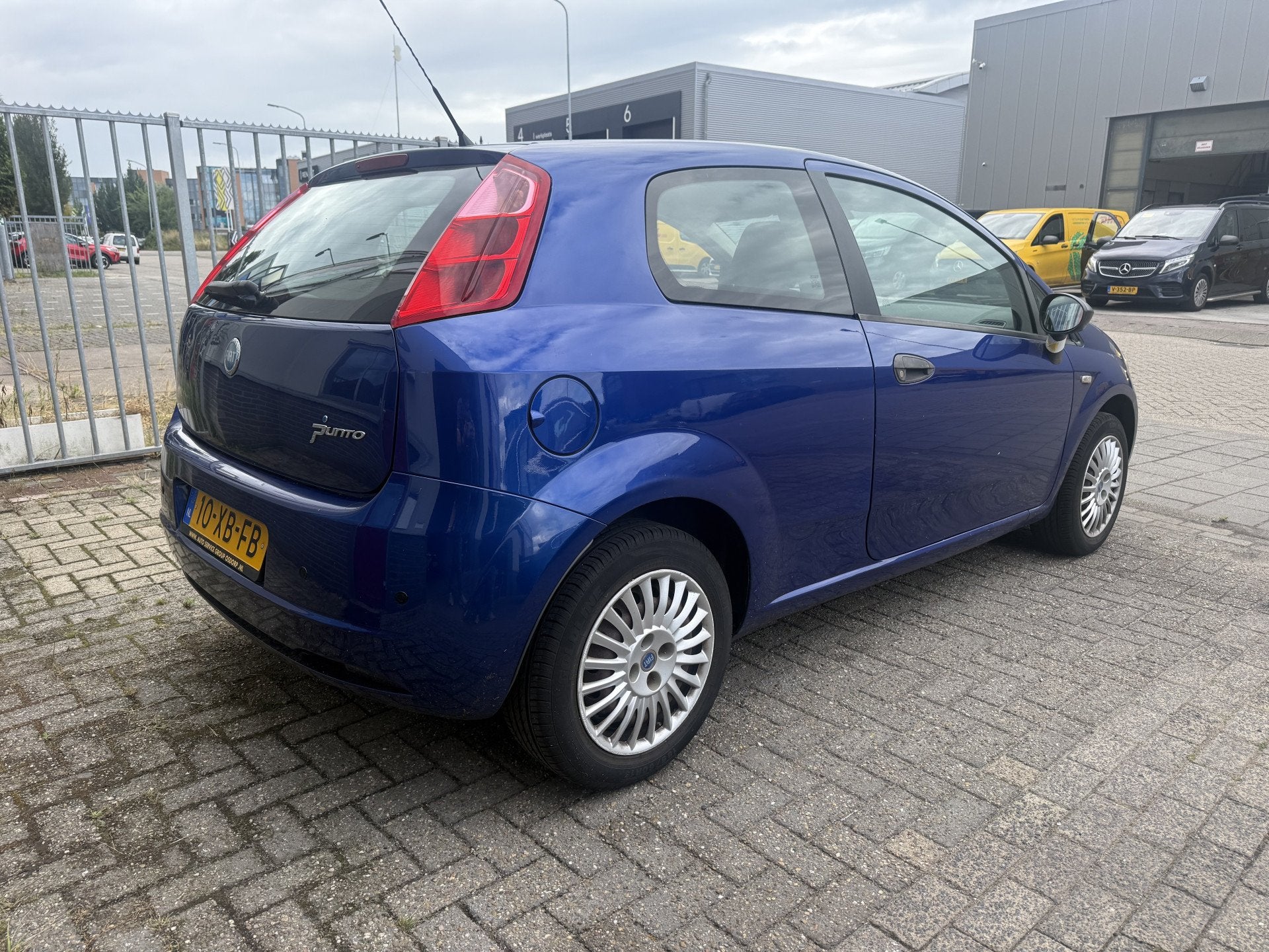 Fiat Grande Punto 1.2 Active APK 09-2027 (bj 2007), Auto's, Stof, 1242 cc, 4 cilinders, Grande Punto