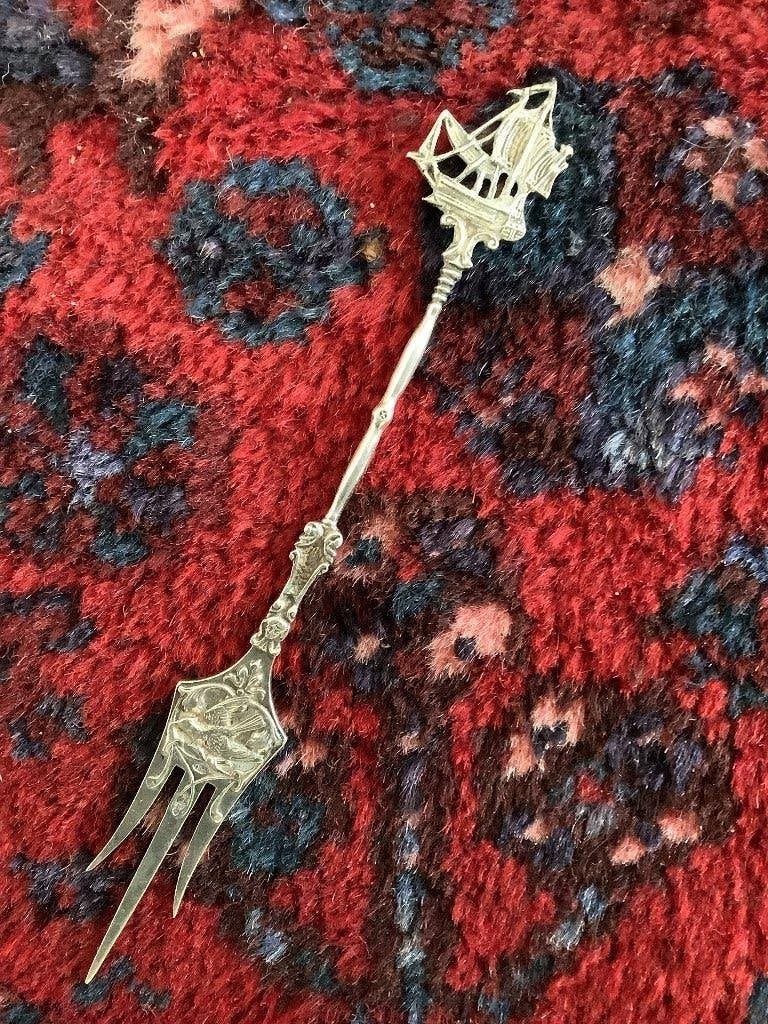 Zilveren cakeprikker, hollands gekeurd, 19,5 cm, 29 gram, Ophalen, Zilver