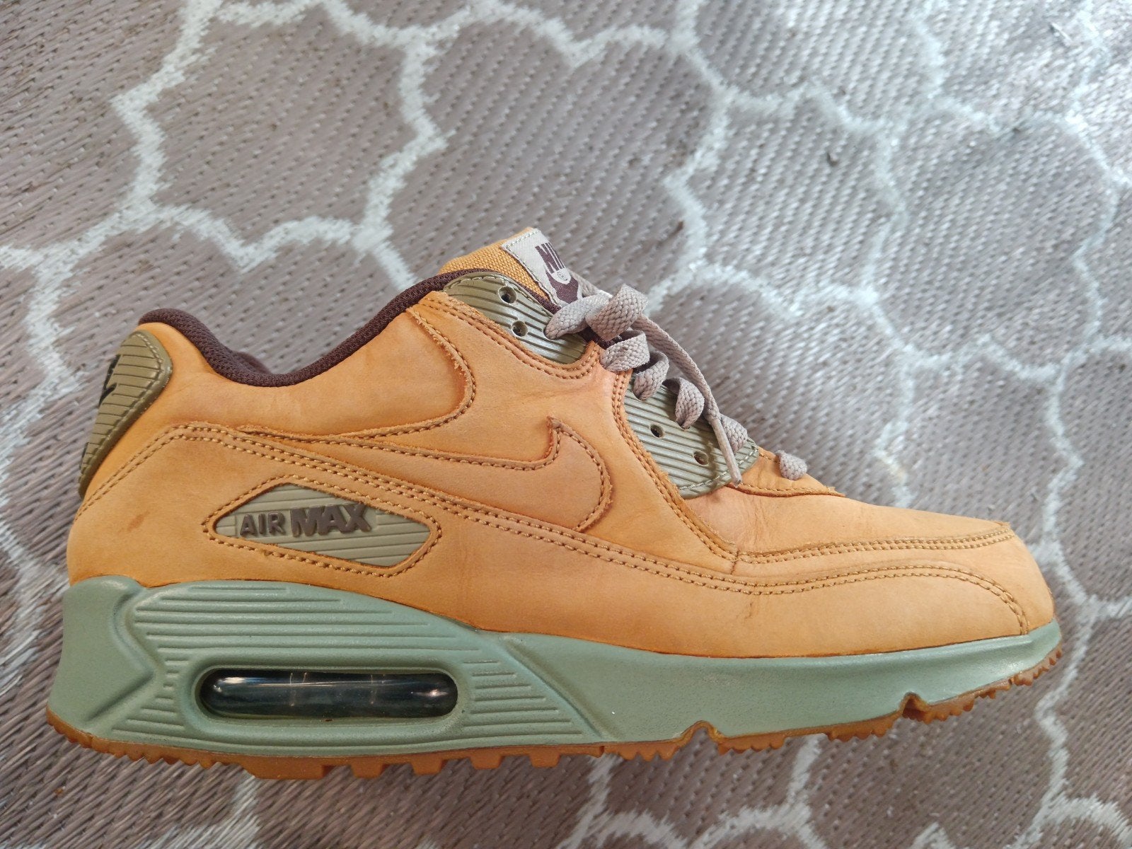 Nike Air Max 90 winter premium bronzemaat 42 - ongedragen, Bruin, Nieuw, Ophalen of Verzenden, Sneakers of Gympen