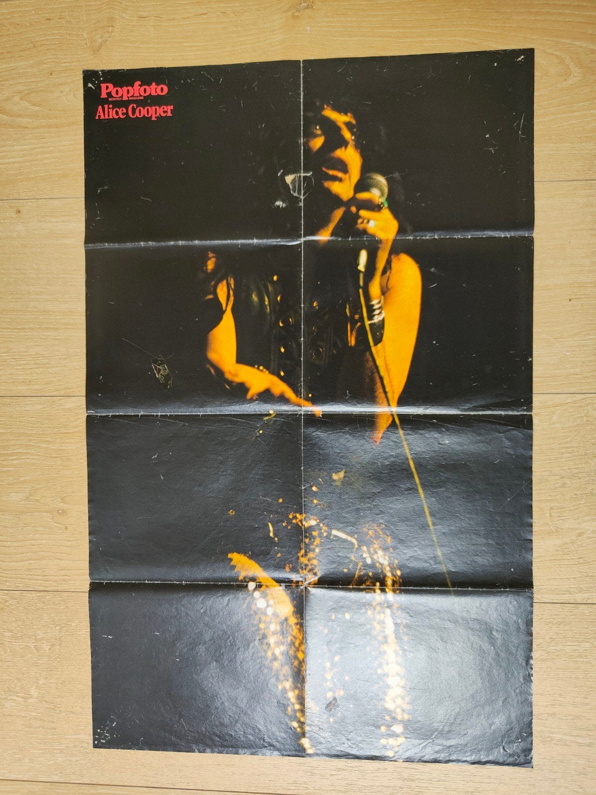 Popfoto Super Poster Alice Cooper. Achterzijde: Slade., Ophalen of Verzenden, 1960 tot 1980, Nederland, Tijdschrift