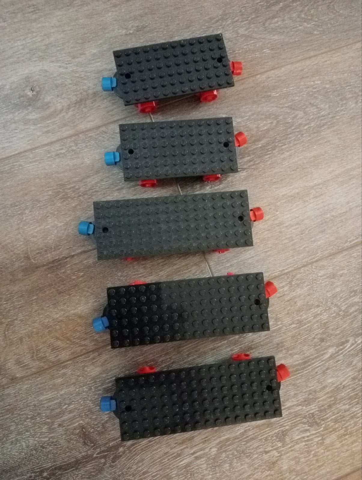Lego Trein Wagon Onderstellen vintage - 5 Stuks, Gebruikt, Overige thema's, Lego, Ophalen of Verzenden