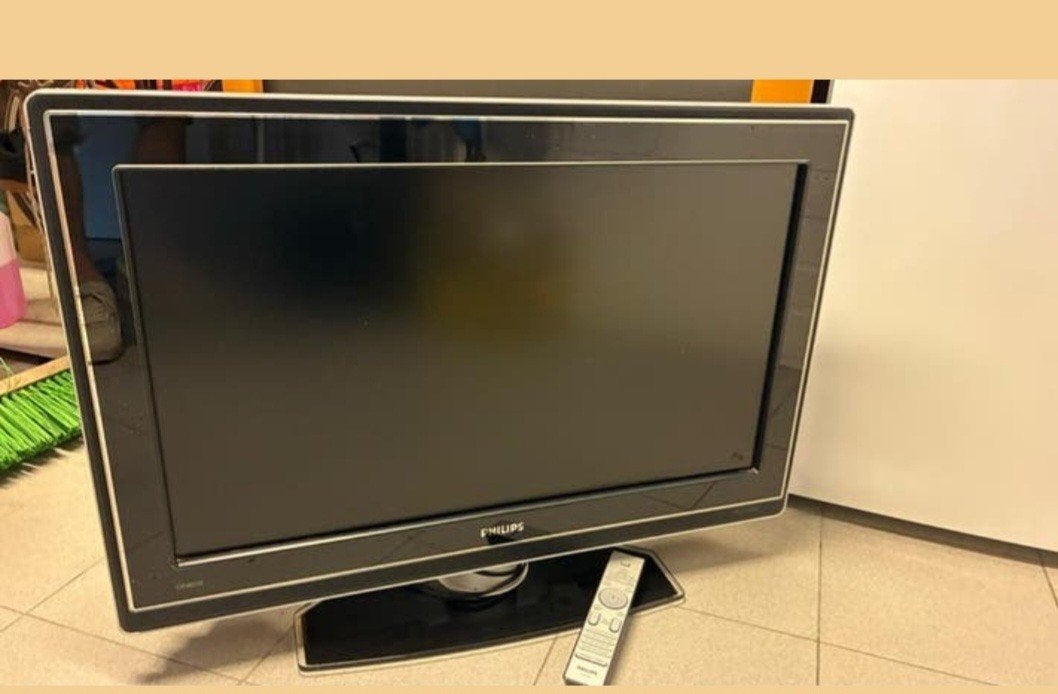 Philips ambilght TV met afstandsbediening, Ophalen, Zo goed als nieuw, 60 tot 80 cm, Philips