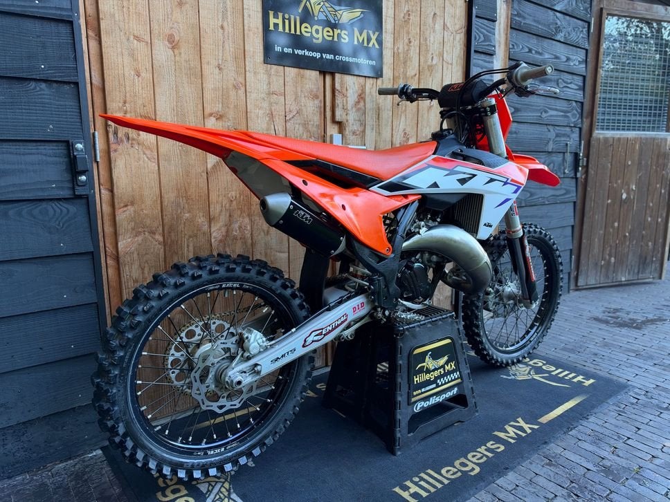 KTM 125 SX (bj 2023), KTM, Motorrijbewijs A, Bedrijf, Onbekend