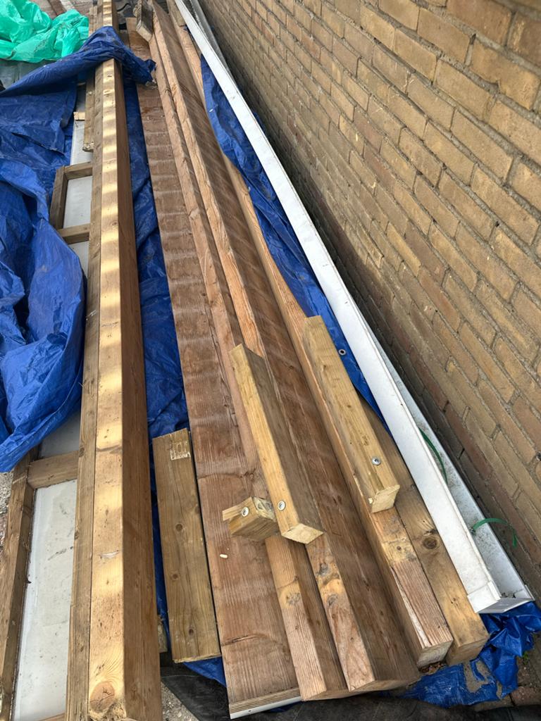 Balken oude overkapping - L 5.40m, B 7.5cm, H 22cm, Doe-het-zelf en Verbouw, Hout en Planken, Ophalen, Gebruikt, Balk, Overige houtsoorten
