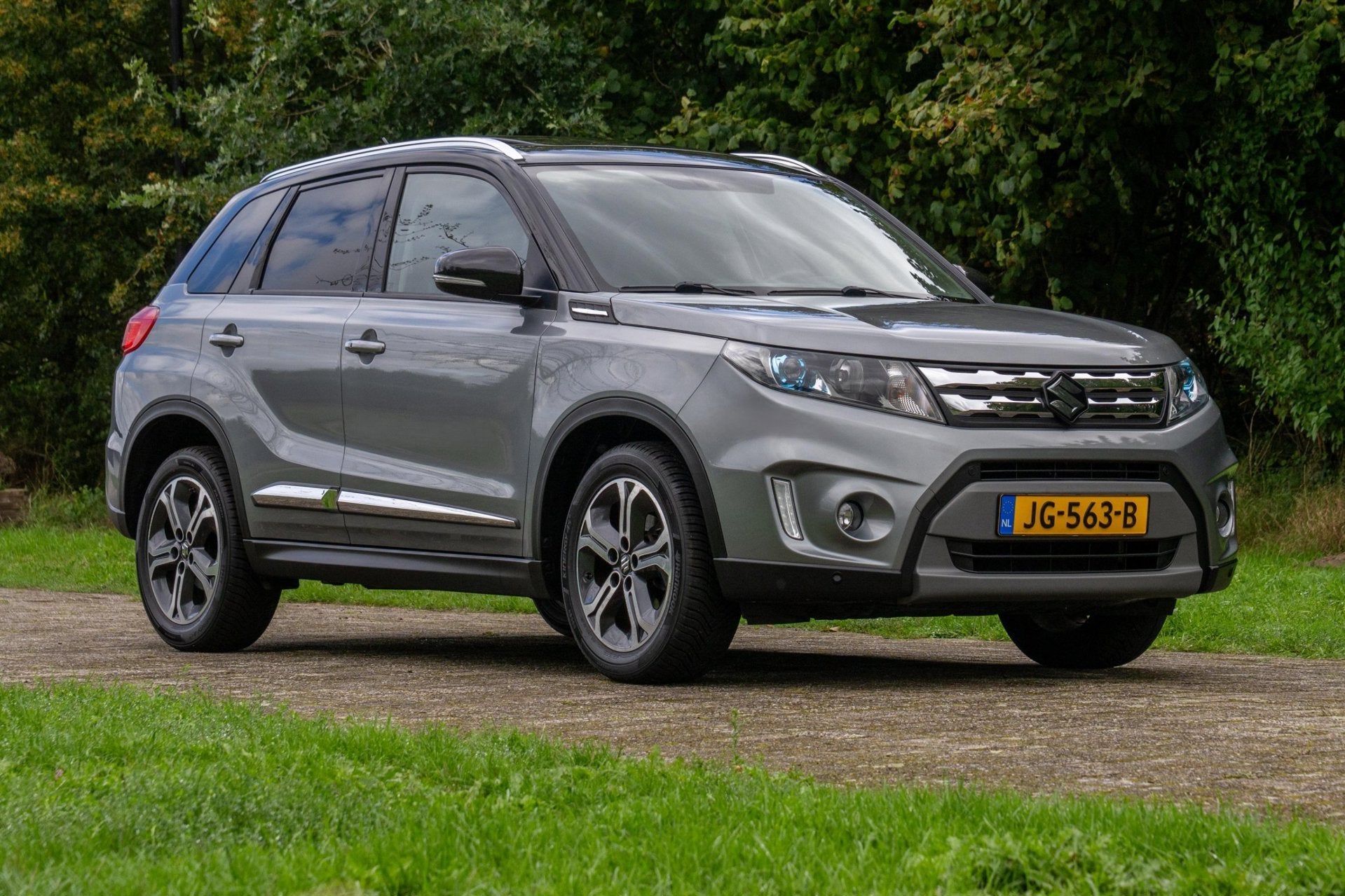 Suzuki Vitara 1.6 High Executive Automaat Clima Pano +NAP NL, Auto's, Dealer onderhouden, Gebruikt, Euro 6, 400 kg