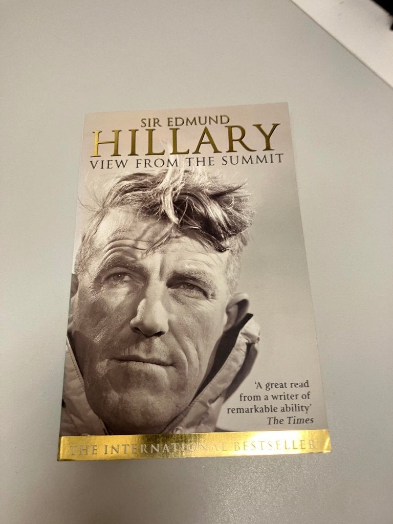 Sir Edmund Hillary View from the summit, Ophalen of Verzenden, Gelezen, Europa