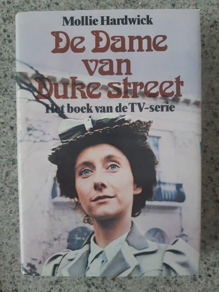 DE DAME VAN DUKESTREET, MOLLIE HARDWICK, Ophalen of Verzenden, Zo goed als nieuw