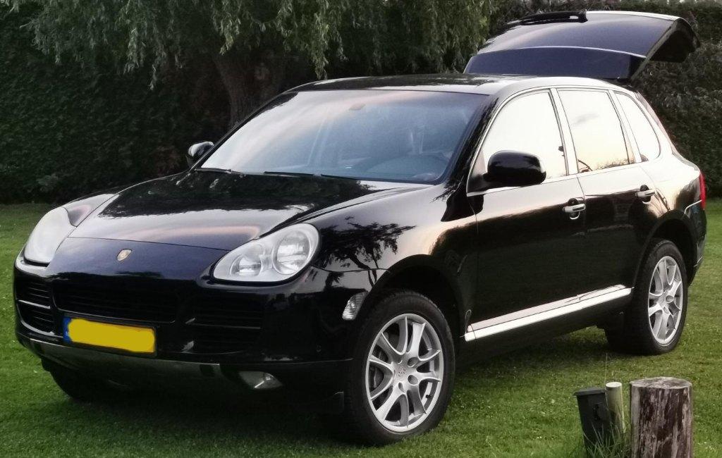 Porsche Cayenne 3.2 V6 250pk+ Nwe APK / Unieke Uitvoering !!, Auto's, Porsche, Cayenne, Zwart, 3189 cc, Navigatiesysteem