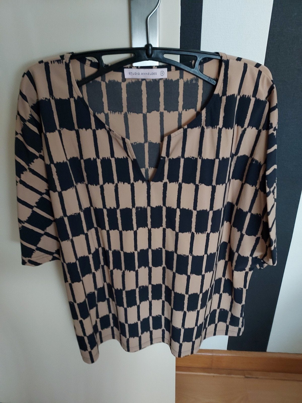 Studio Anneloes top met print - Maat M, Kleding | Dames, Tops, Maat 38/40 (M), Studio Anneloes, Beige, Ophalen of Verzenden