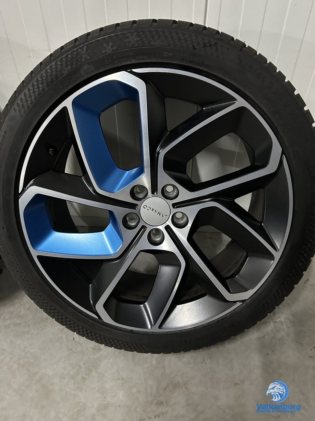 8mm! Originele Lynk & Co 20 inch zwarte velgen 5x108 winterb, Gebruikt, -, -, Banden en Velgen