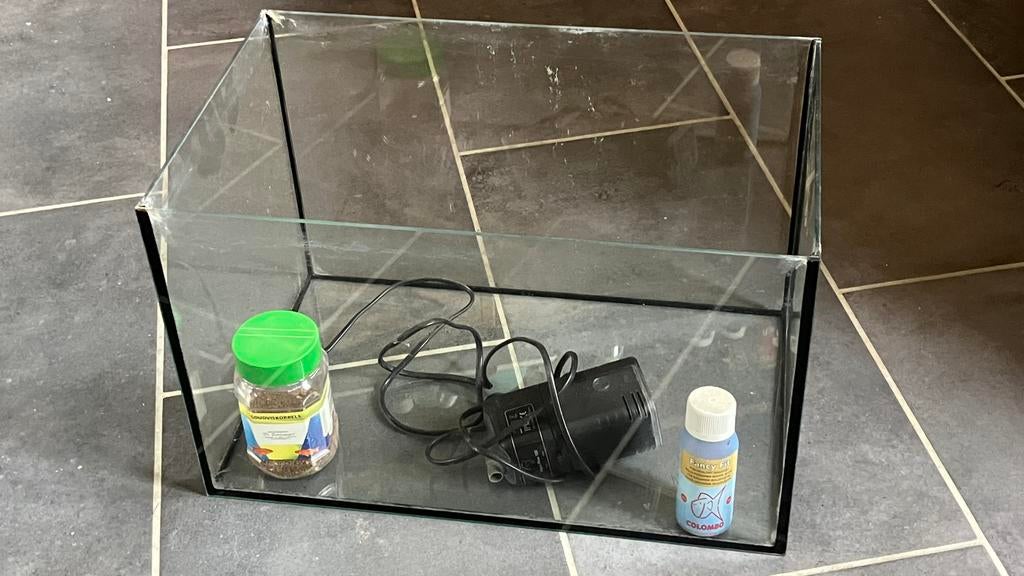 Aquarium, Ophalen, Zo goed als nieuw
