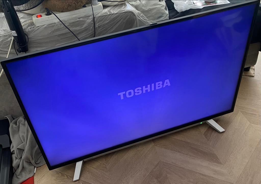 Toshiba Smart TV - Zo goed als nieuw, Ophalen, 50 Hz, Zo goed als nieuw, 100 cm of meer