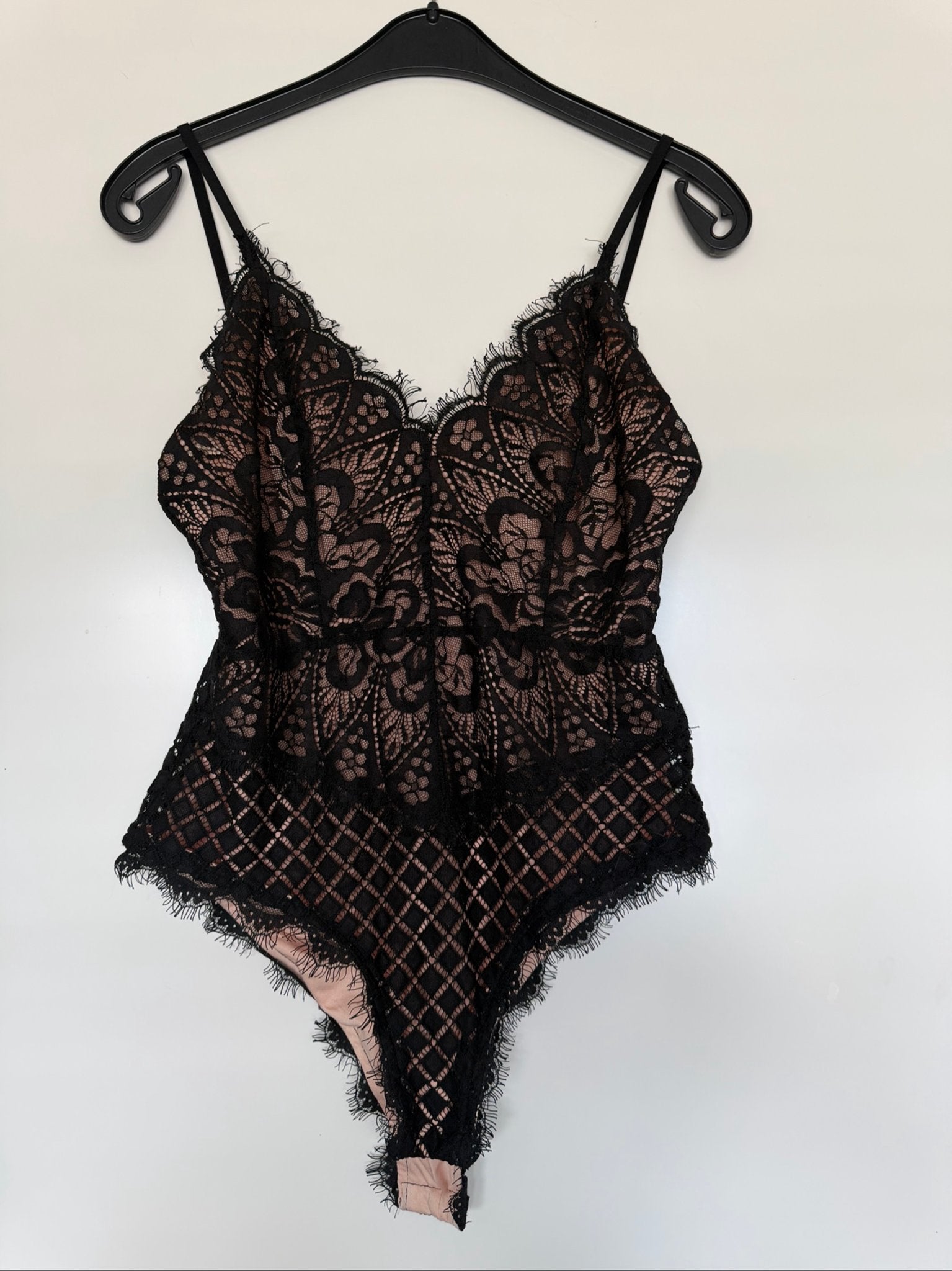 Zwarte Kant Bodysuit Lingerie Maat S/M Doorzichtig Bloemontw, Ophalen of Verzenden
