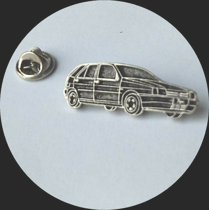 Zeldzame FIAT TIPO pin, Verzamelen, Speldjes, Pins en Buttons, Ophalen of Verzenden, Zo goed als nieuw, Transport, Speldje of Pin