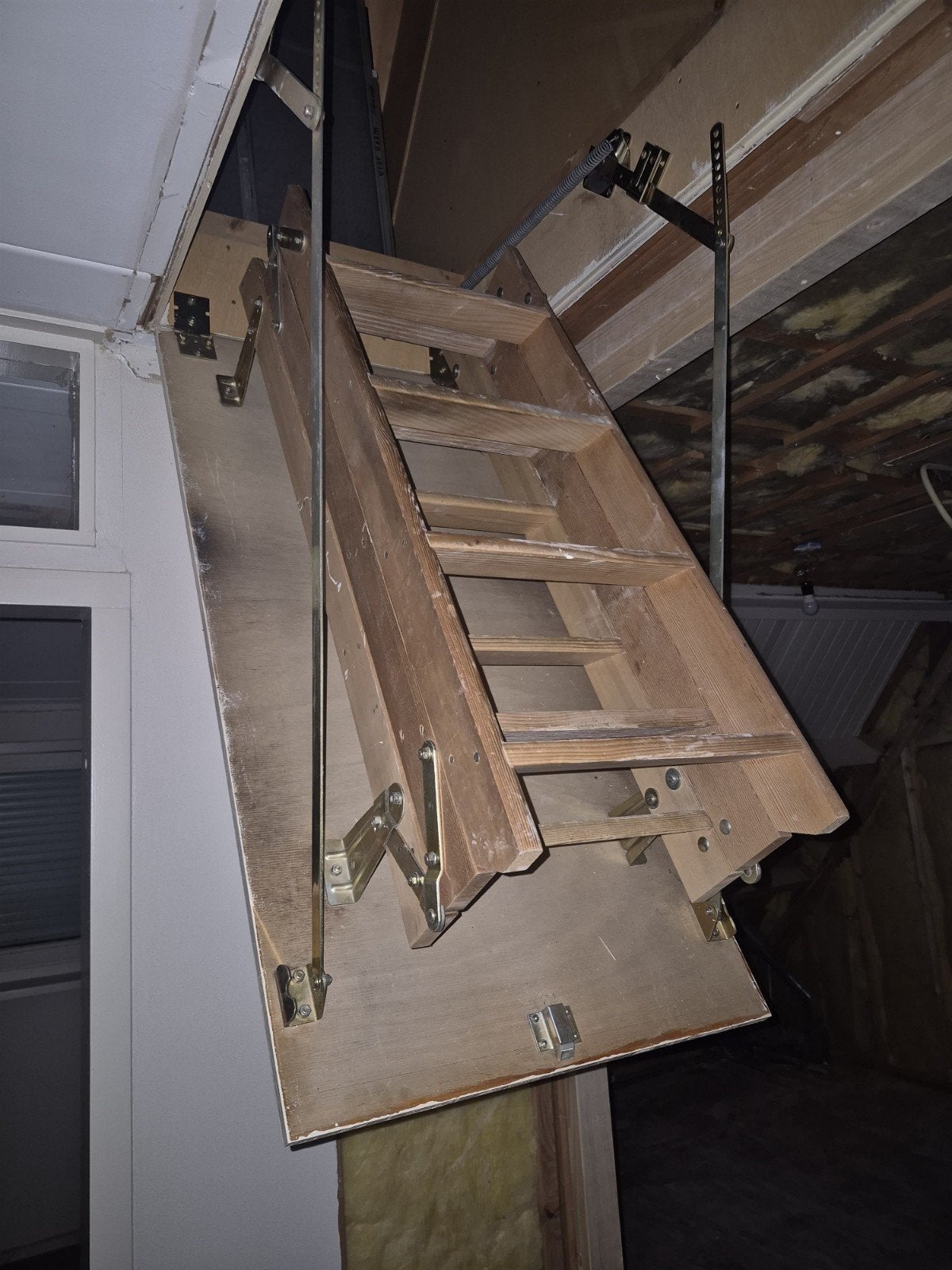 Super nette houten vlizotrap, Doe-het-zelf en Verbouw, Ophalen, Trap, Zo goed als nieuw, Opvouwbaar of Inschuifbaar