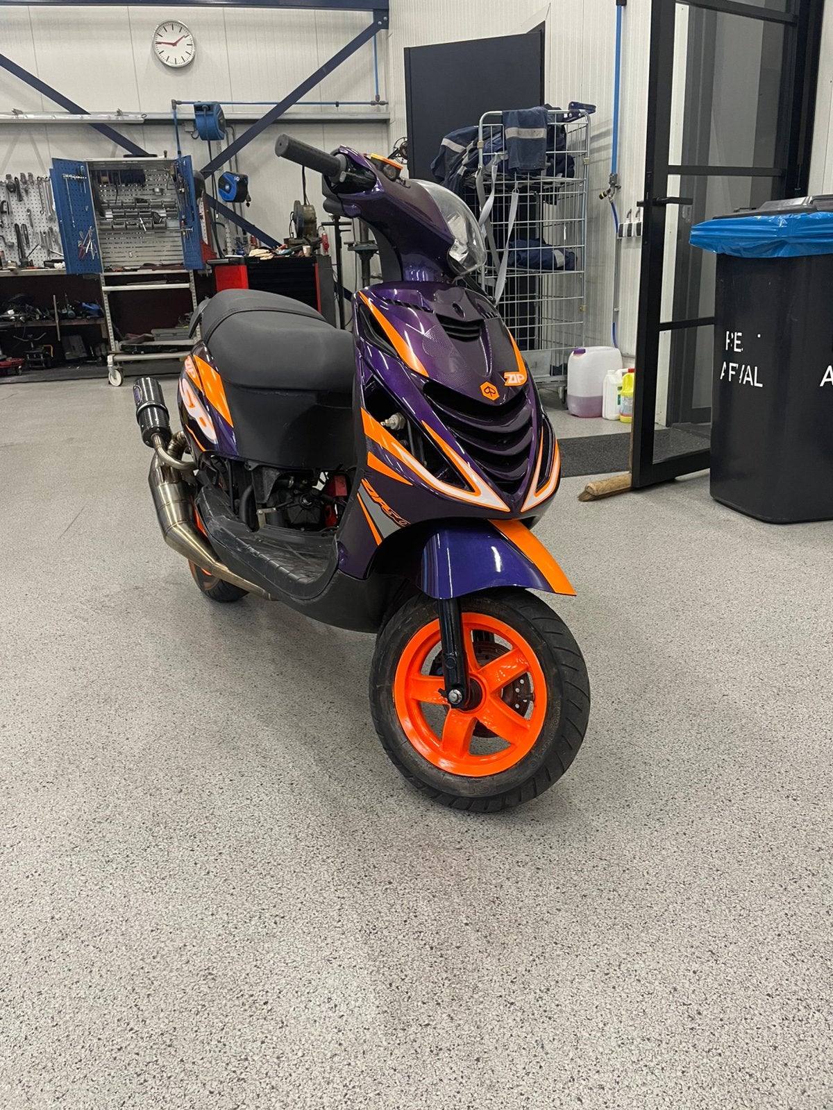 Zip 172 stage 3 op brom, Ophalen, Zo goed als nieuw, Carburateur, Piaggio
