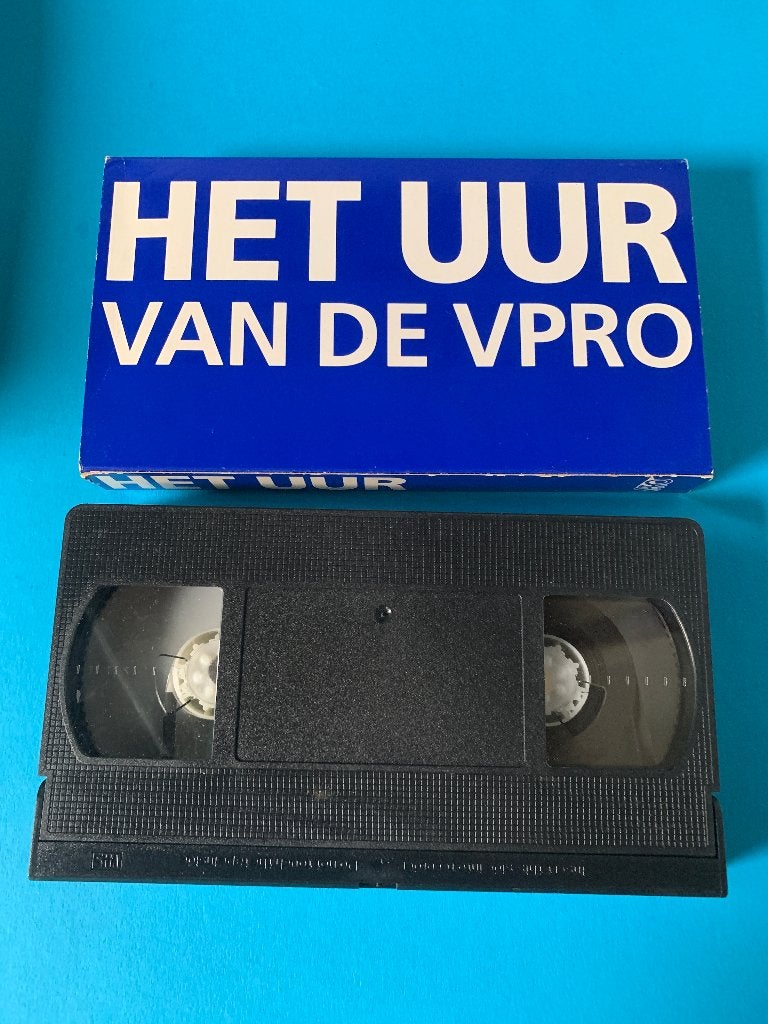 Het Uur van de VPRO - VHS videoband Cassette, Alle leeftijden, Ophalen of Verzenden, Zo goed als nieuw, Documentaire