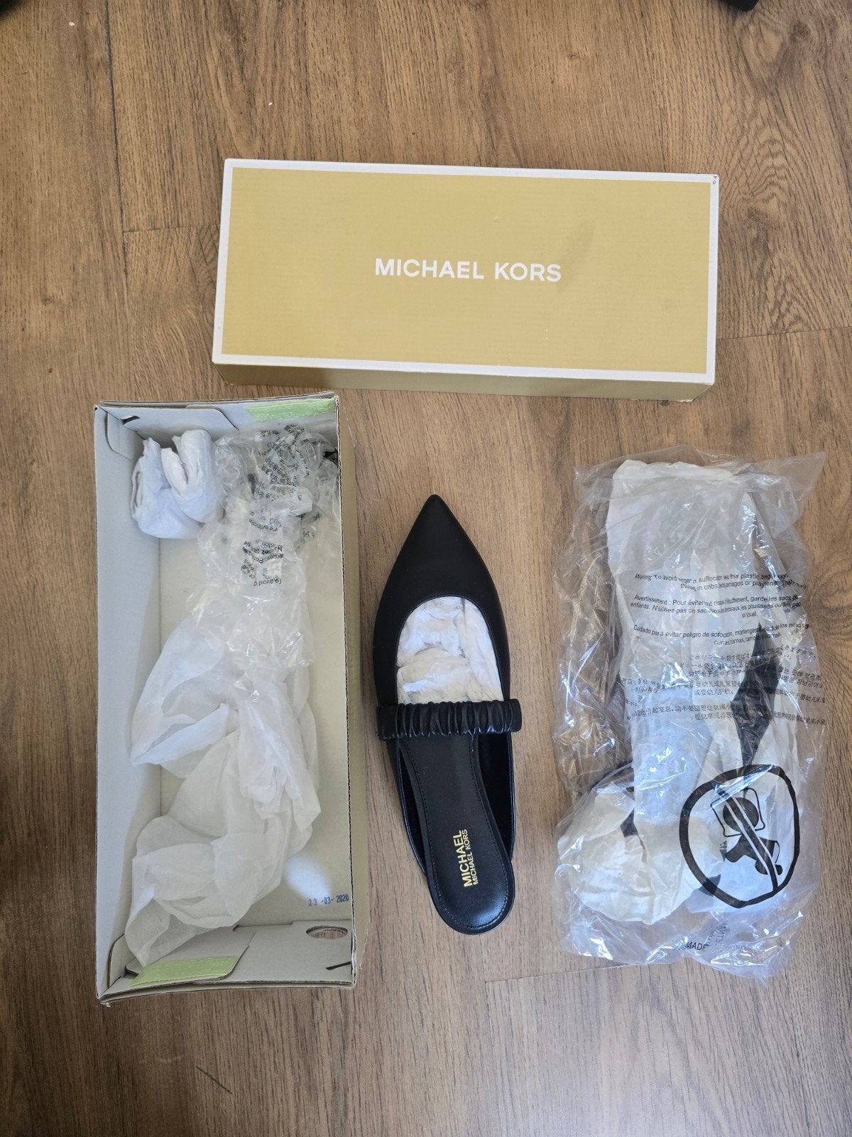 Michael Kors Zwarte Ballerina's - Nieuw in Doos, Kleding | Dames, Schoenen, Michael Kors, Zwart, Nieuw, Ballerina's