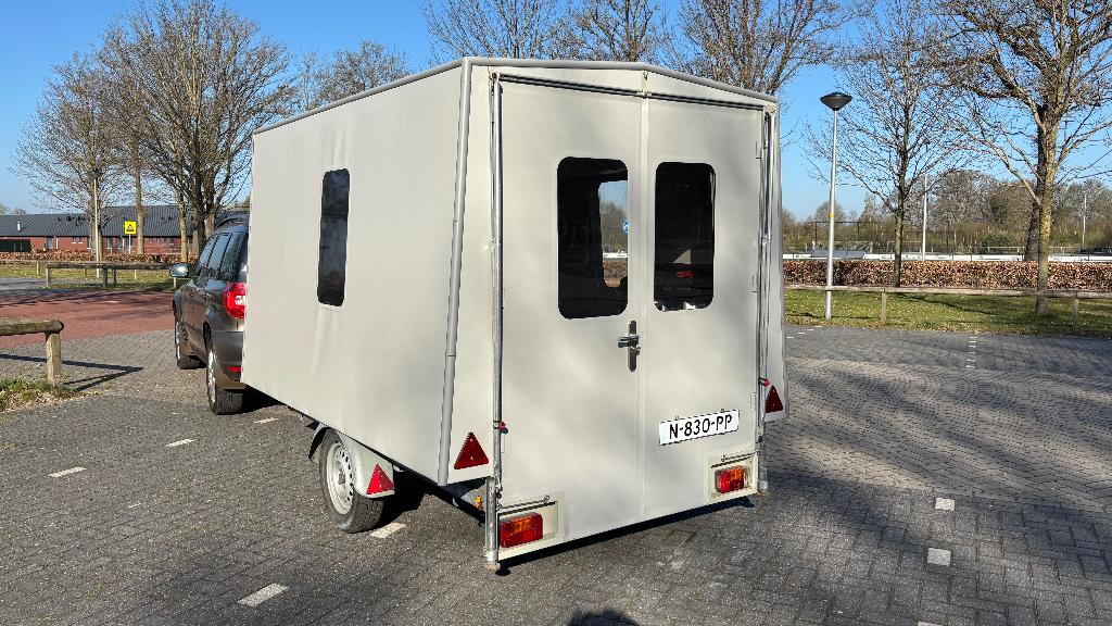 Unieke avonturen-caravan – één van één!, Particulier, Overige, 2 aparte bedden, Luifel