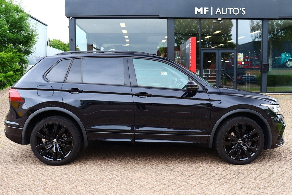 Volkswagen TIGUAN 1.4 TSI eHybrid R-Line Business+|Pano|HUD|, 150 pk, Zwart, Hybride Elektrisch/Benzine, SUV of Terreinwagen