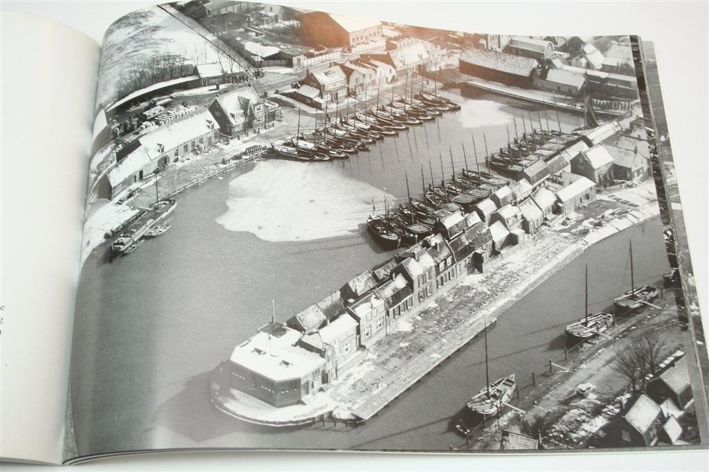 Zuiderzeeplaatsen Vanuit de Lucht — Luchtfoto’s NL, Ophalen of Verzenden, Gelezen