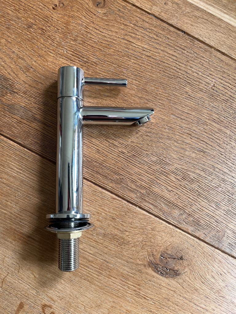 Toiletkraan (nieuw) KIWA Keramiek1/2 chroom, Ophalen of Verzenden, Nieuw, Chroom, Kraan