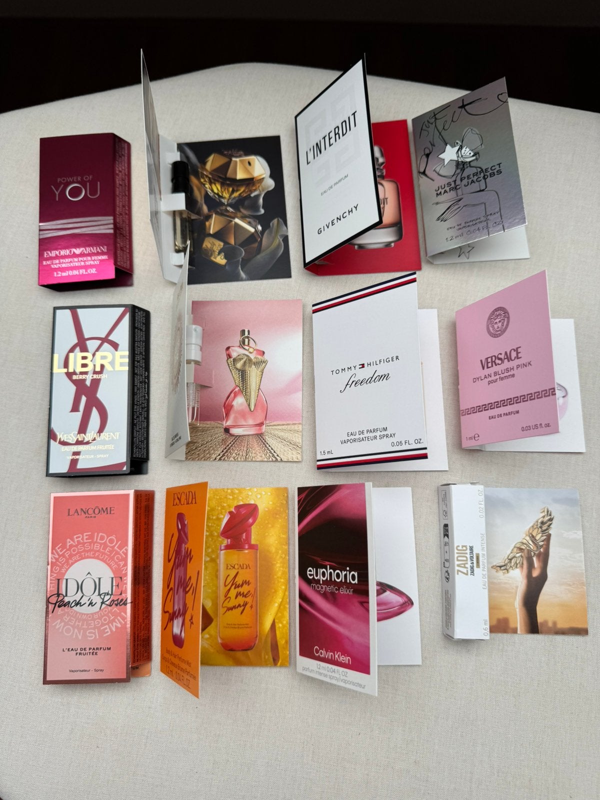 PARFUM PROEFJES NIEUWSTE PER STUK 1 EURO, Ophalen of Verzenden, Zo goed als nieuw, Miniatuur