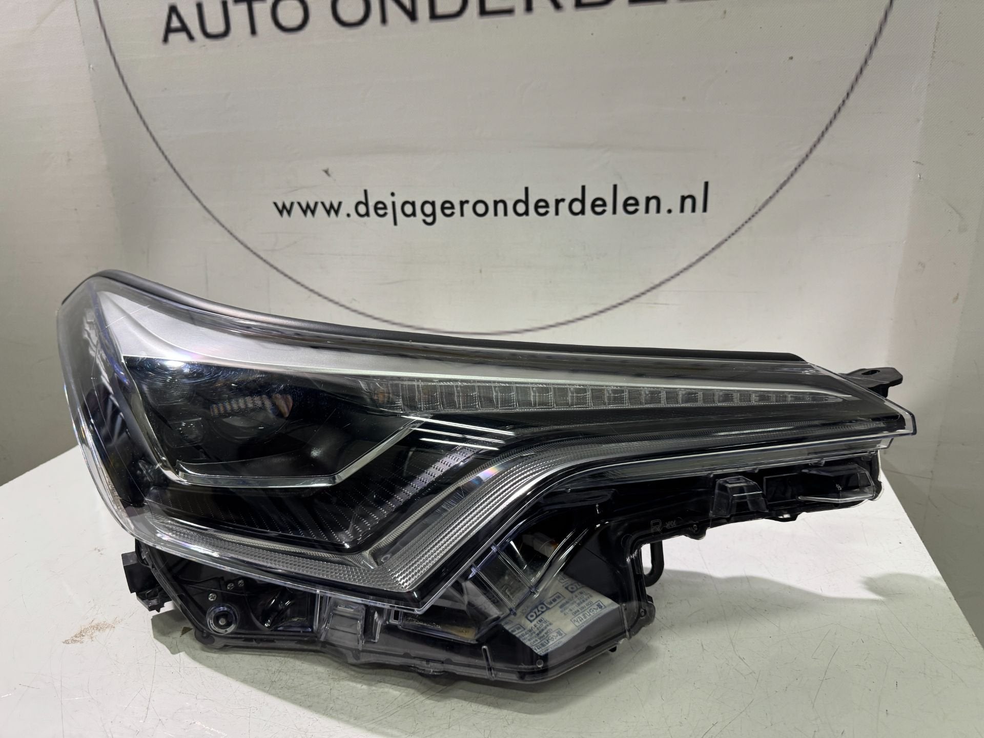 TOYOTA C-HR CHR FULL LED KOPLAMP RECHTS 81110-F4071, Info@toyota.co.jp, Gebruikt, Toyota Motor Corporation, Toyota