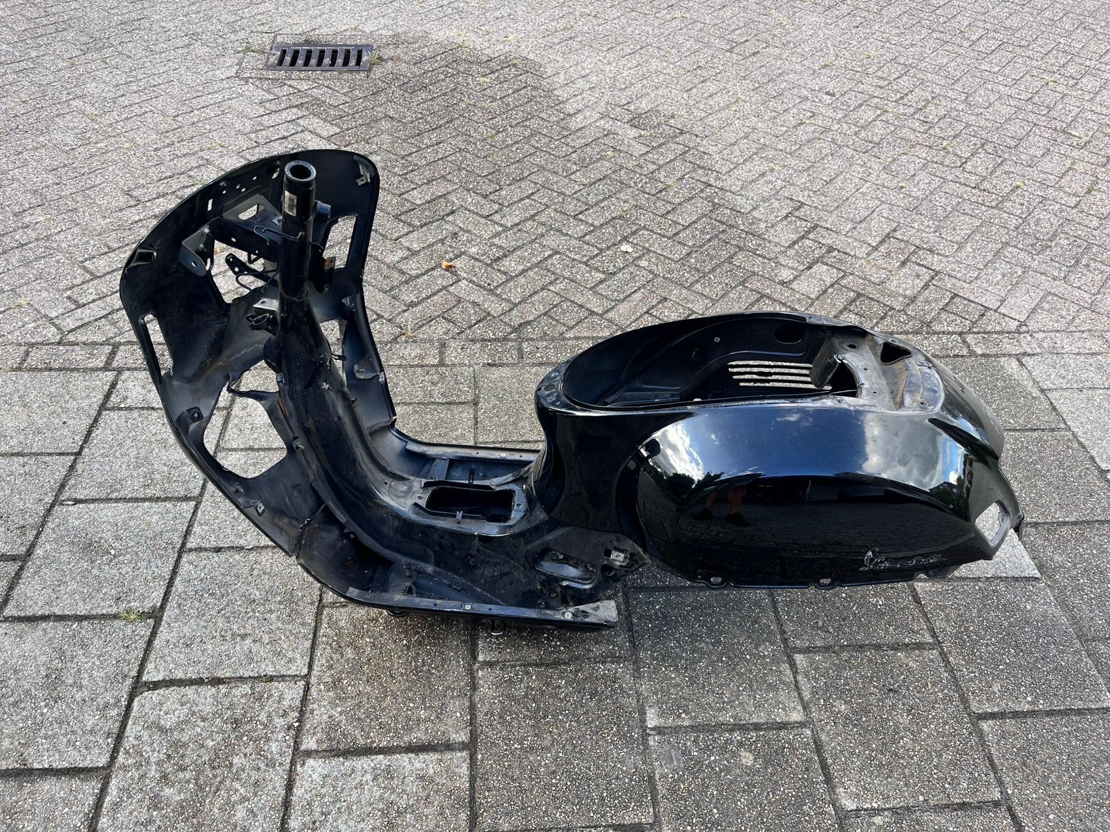 Vespa GTS 300 frame, Ophalen, Gebruikt