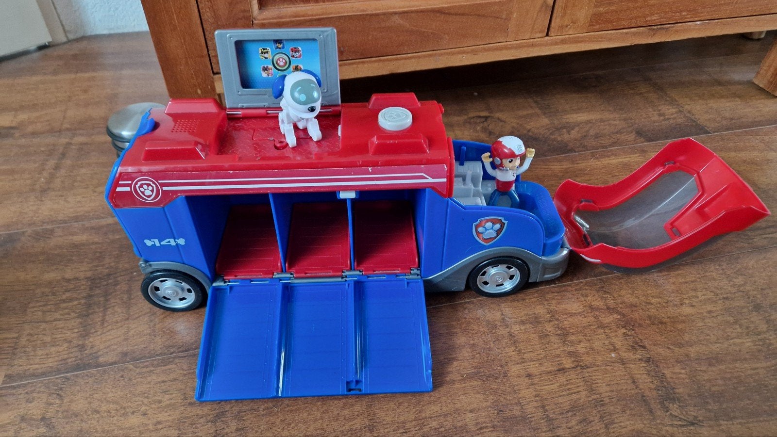 Paw Patrol Patroller met figuren en 1 metalen voertuig, Ophalen of Verzenden, Gebruikt