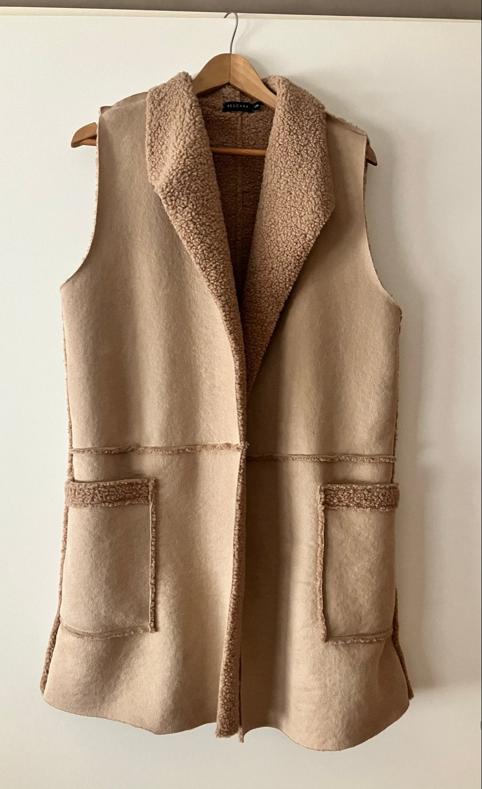 Pescara mouwloze jas/vest met teddy voering, Kleding | Dames, Ophalen of Verzenden, Zo goed als nieuw, Maat 36 (S), Beige