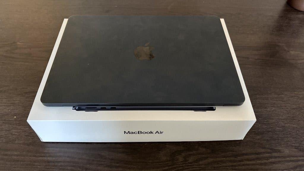 Macbook air 2022, Computers en Software, Apple Macbooks, Gebruikt, 256 GB, Qwerty, 8 GB