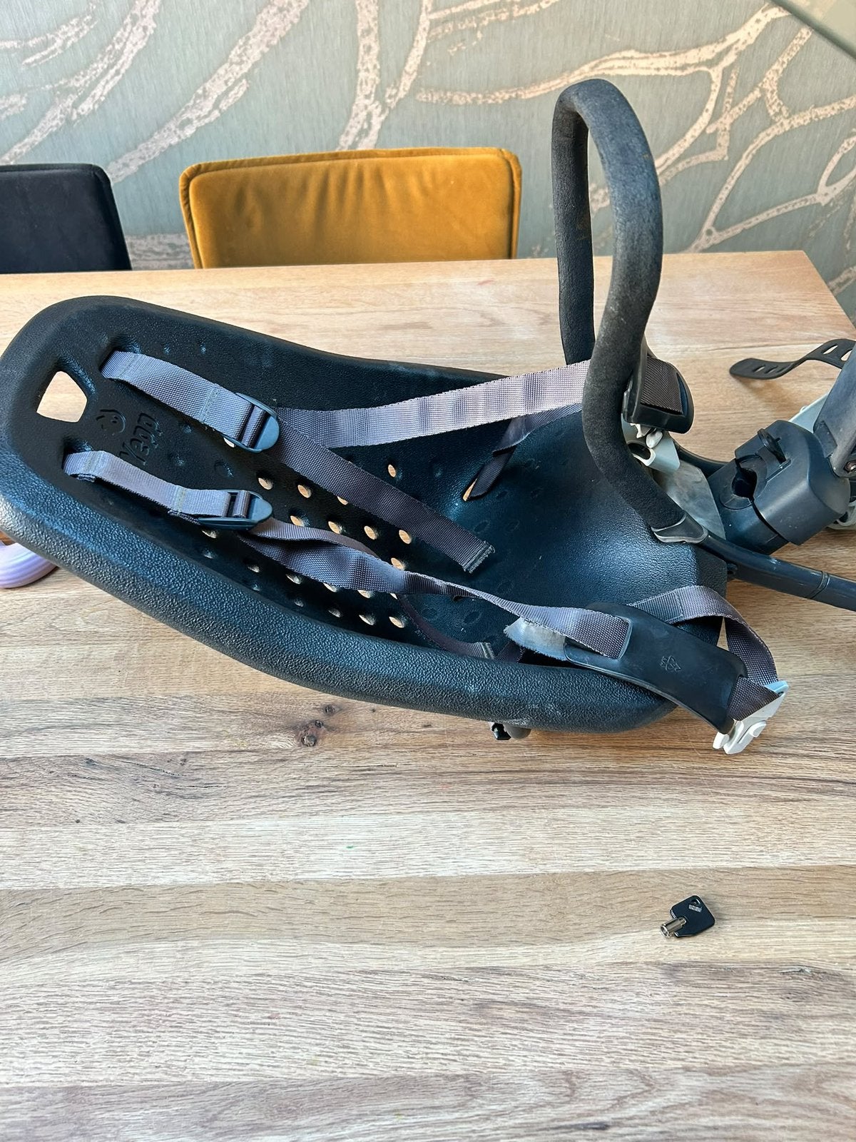 Fietstoeltje voor met windscherm Thule Yepp, Ophalen, Zo goed als nieuw, Voorzitje, Voetsteuntjes