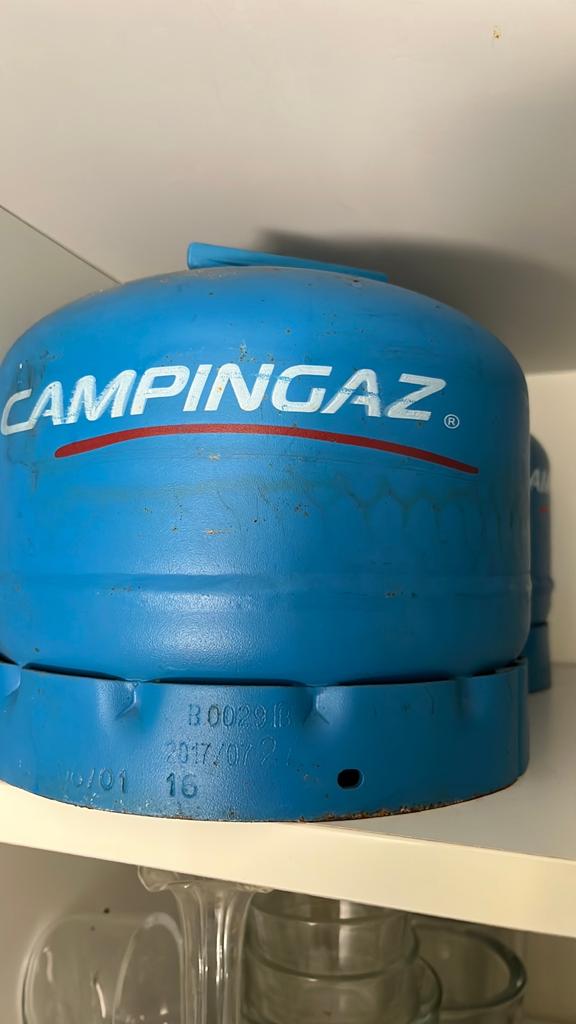 Twee hervulbare campinggaz, Ophalen, Zo goed als nieuw