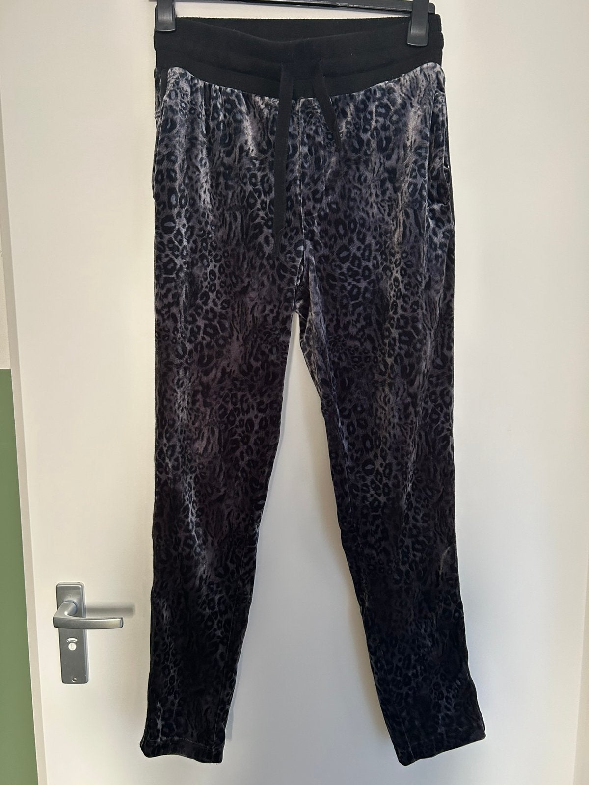 10days joggingbroek maat 1 (38), Maat 38/40 (M), Zwart, Ophalen of Verzenden, Zo goed als nieuw