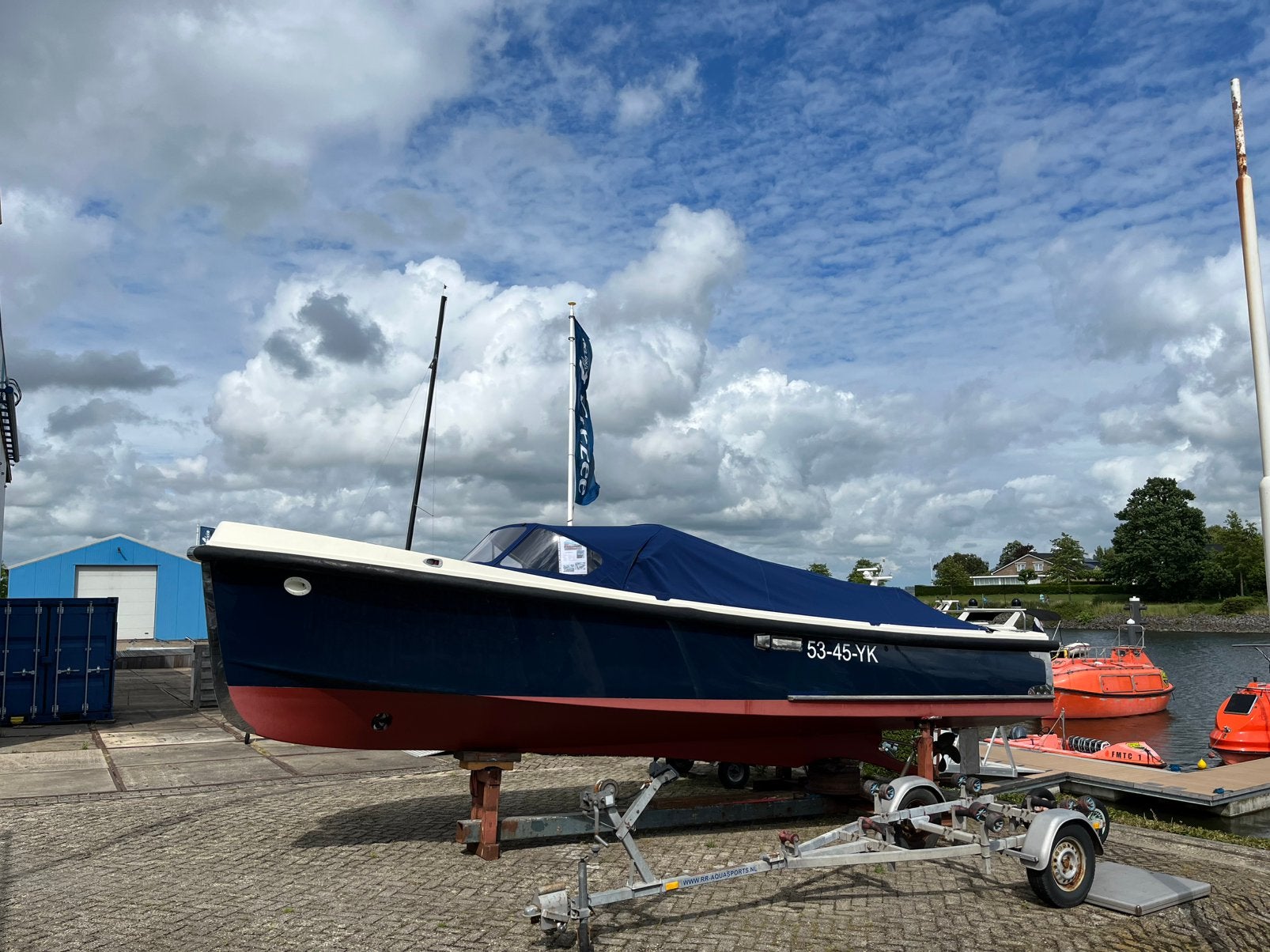 ONJ 820, Ophalen, Tender, Gebruikt, Binnenboordmotor